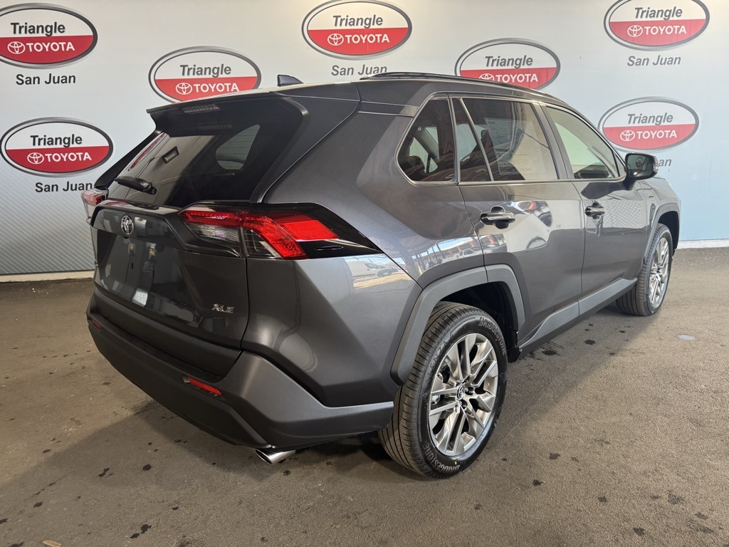 2025 Toyota RAV4 XLE Premium photo 4