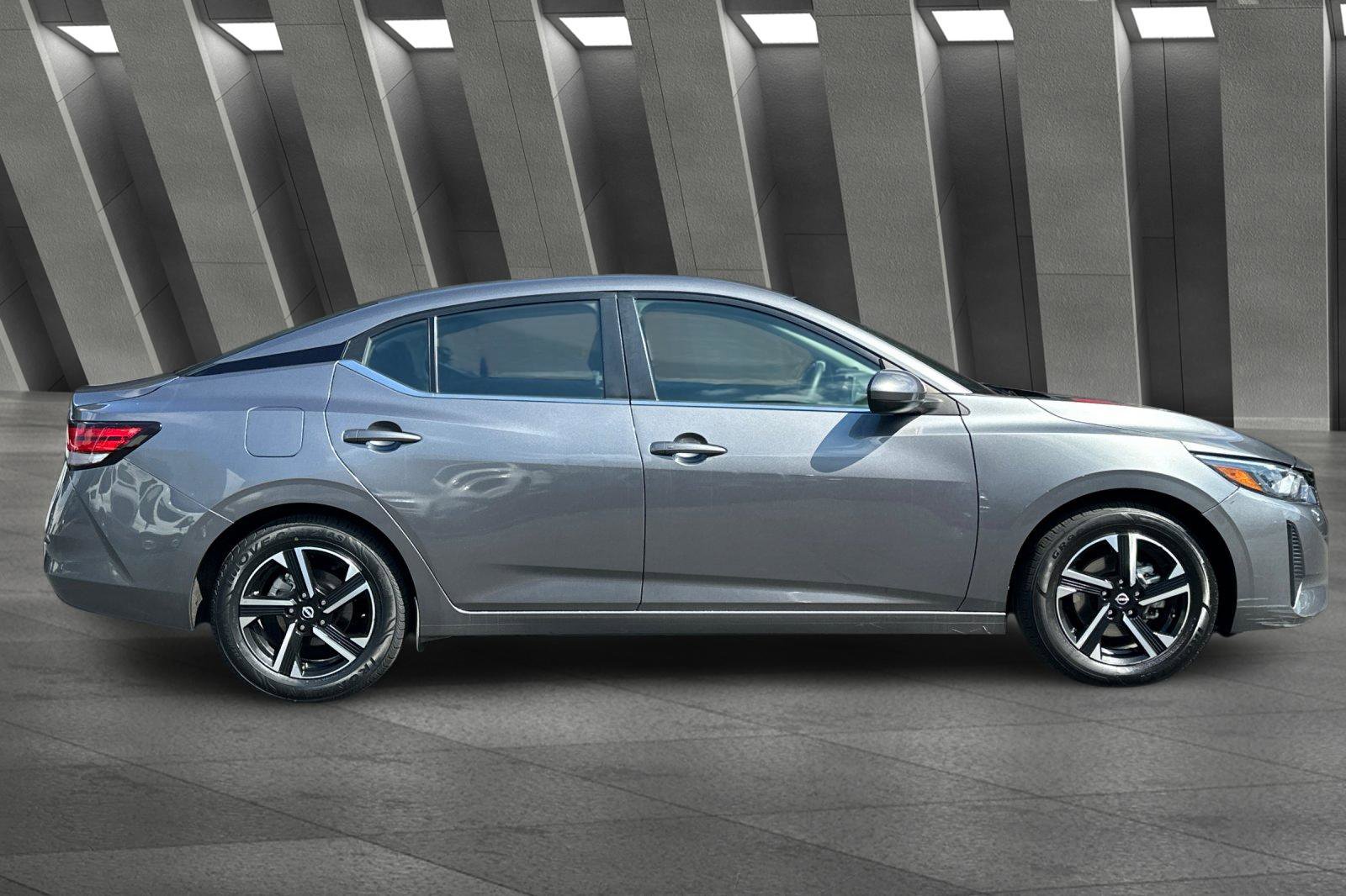 2024 Nissan Sentra SV photo 2