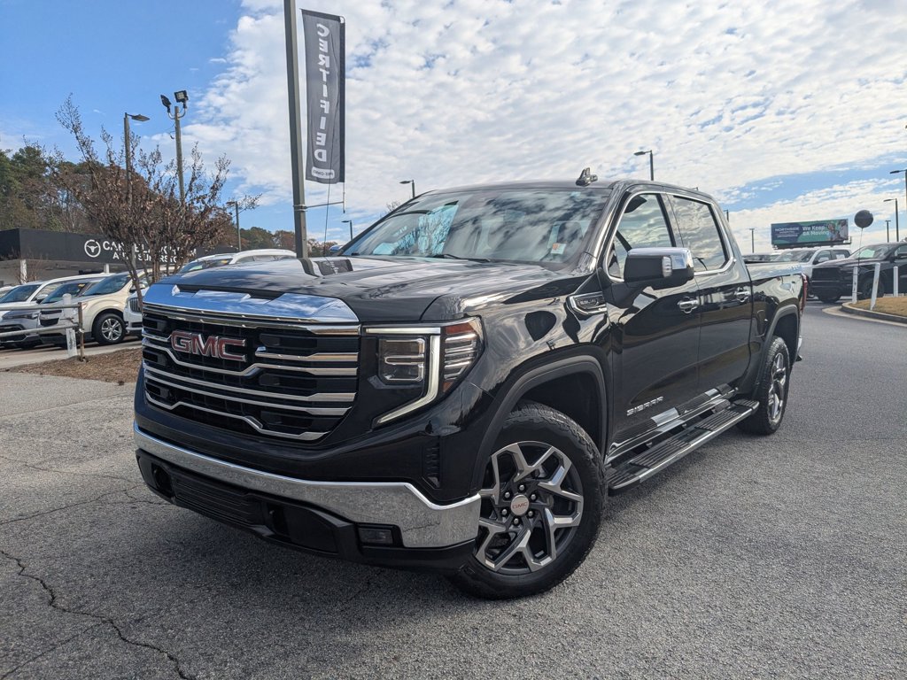 2023 GMC Sierra 1500 SLT's photo