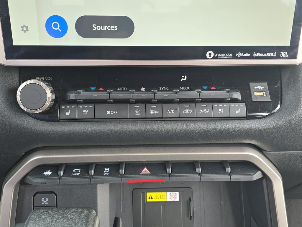 2023 Toyota Tundra Limited photo 20