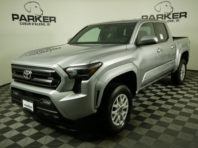 2026 Toyota Tacoma SR5's photo