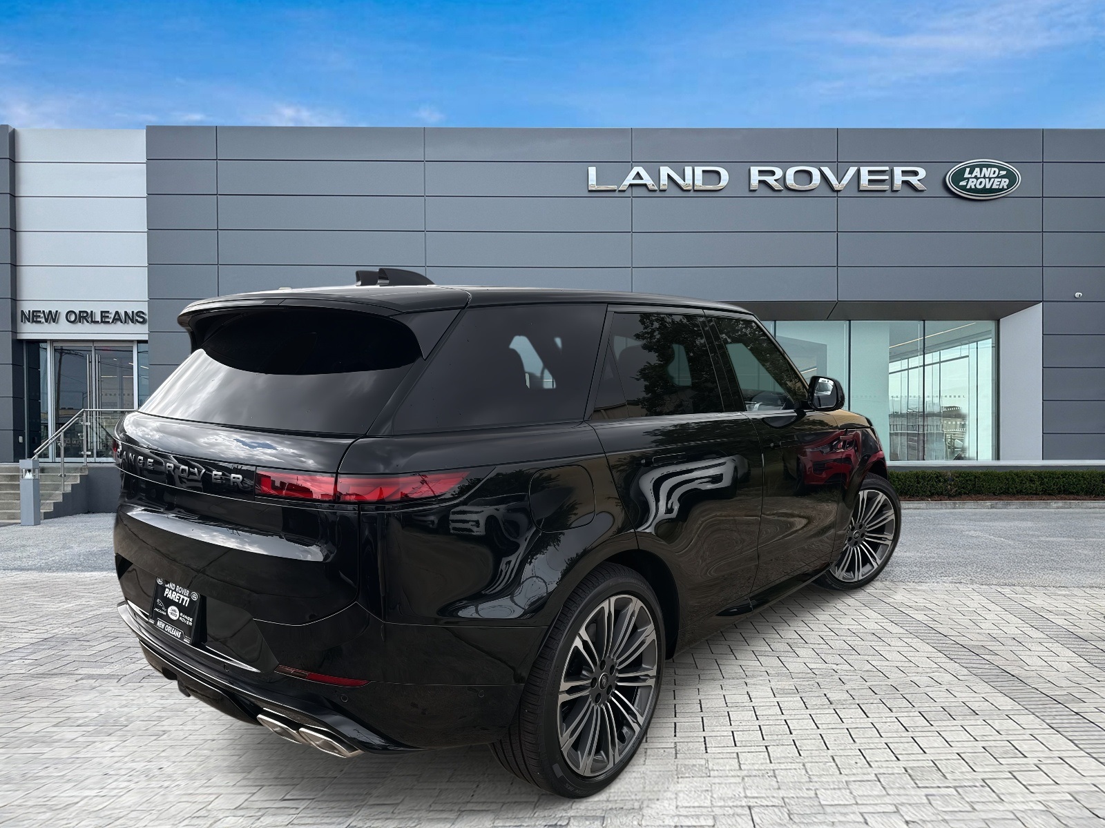 2025 Land Rover Range Rover Sport SE photo 4