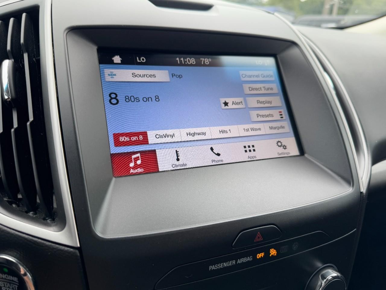 2019 Ford Edge SEL photo 17