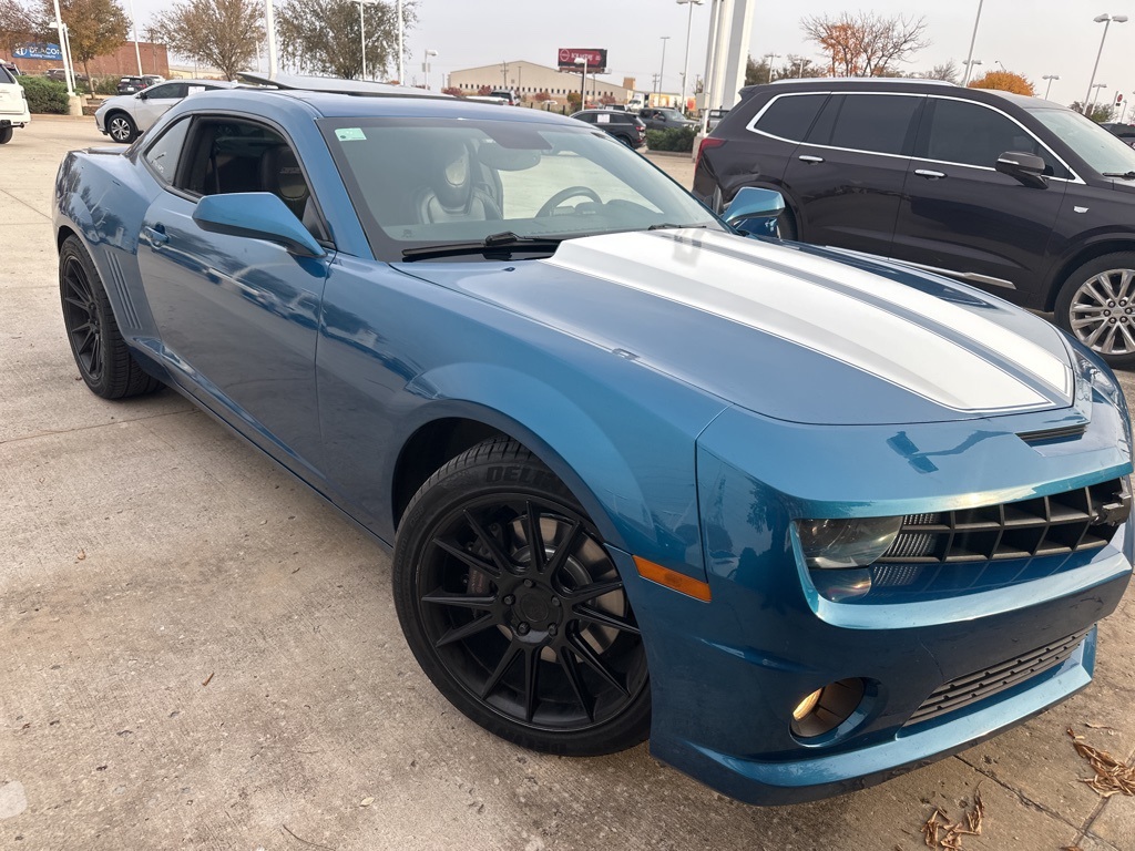 2010 Chevrolet Camaro 2SS photo 3