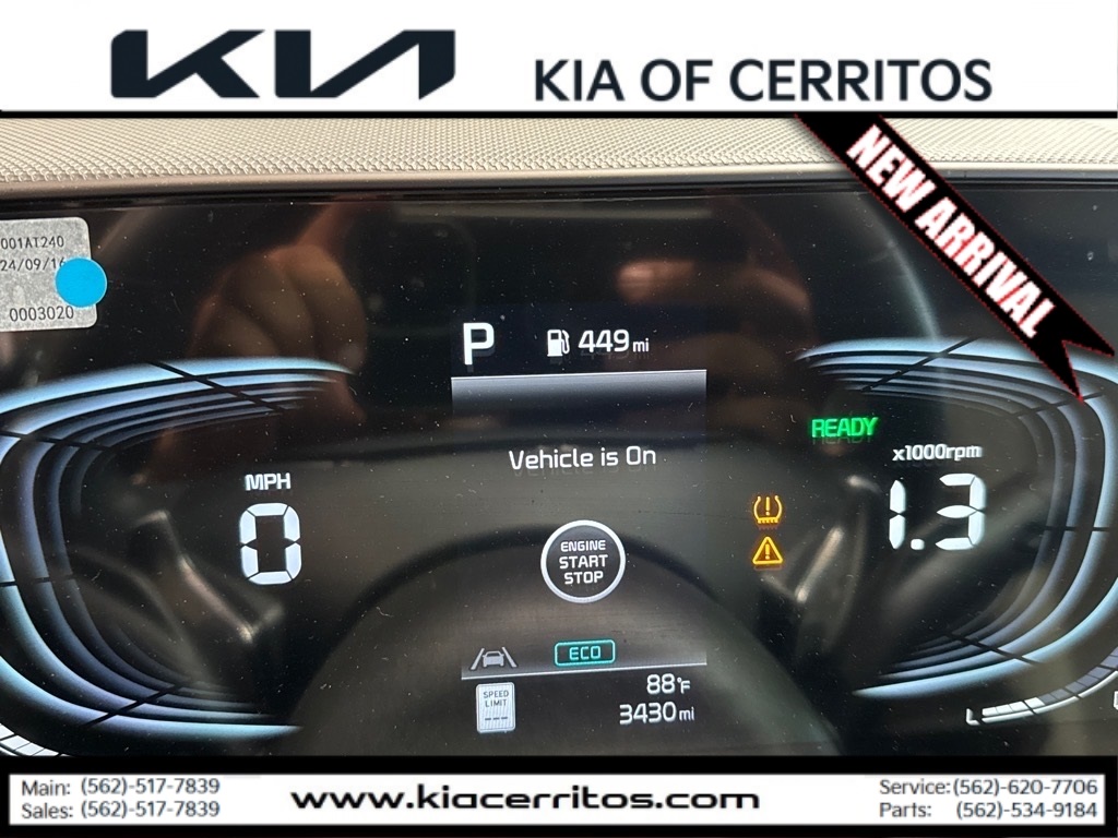2025 Kia Niro EX photo 5