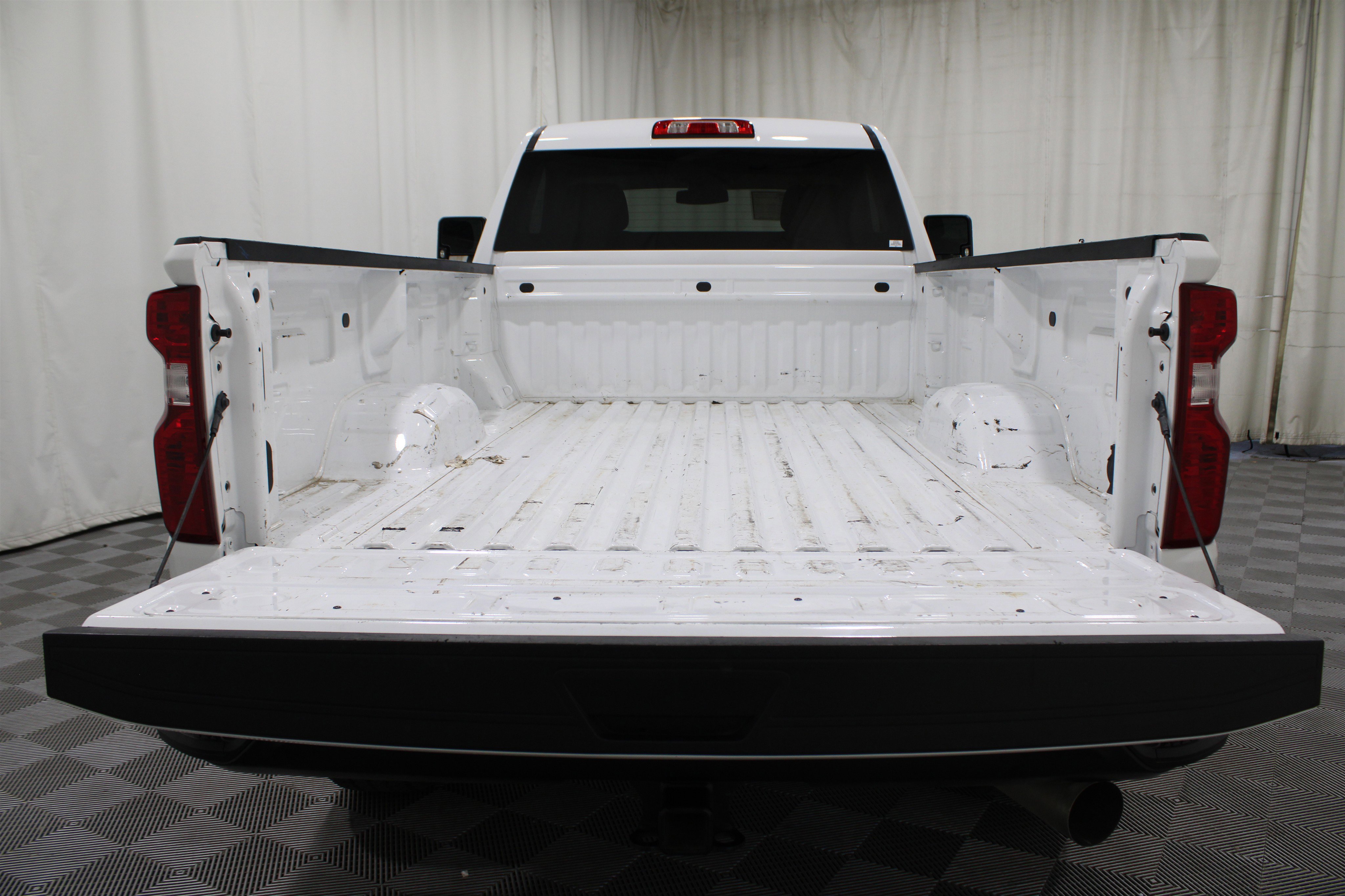 2025 Chevrolet Silverado 3500HD Work Truck photo 3