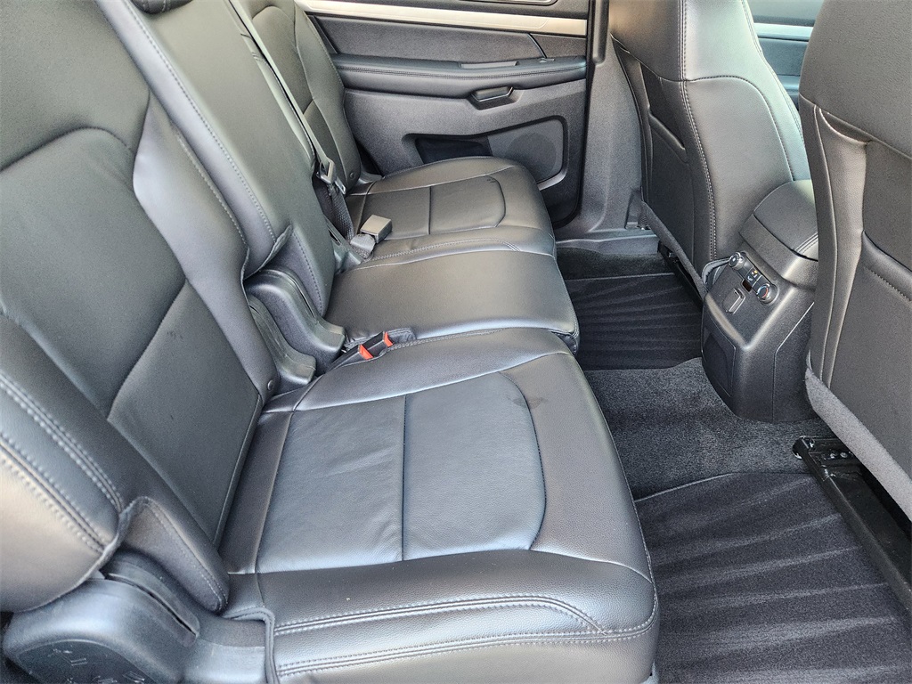 2018 Ford Explorer XLT photo 26