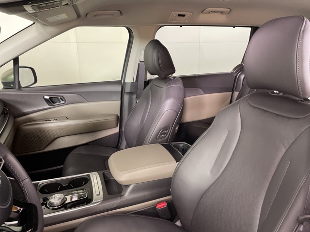 2026 Kia Carnival EX photo 15