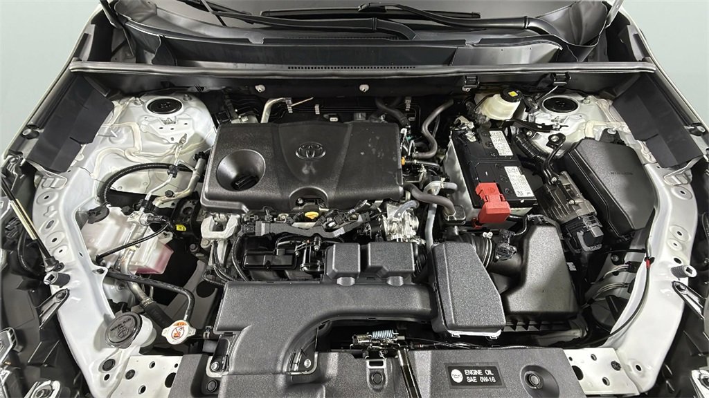2022 Toyota RAV4 LE photo 31