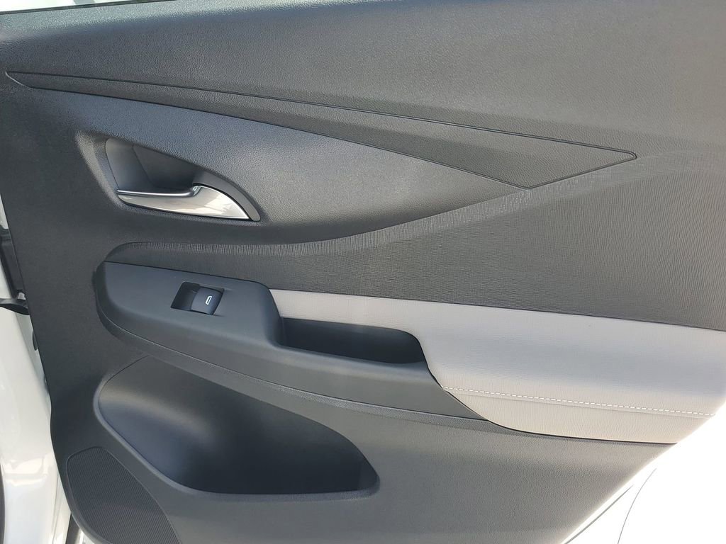 2025 Buick Envista Avenir photo 39