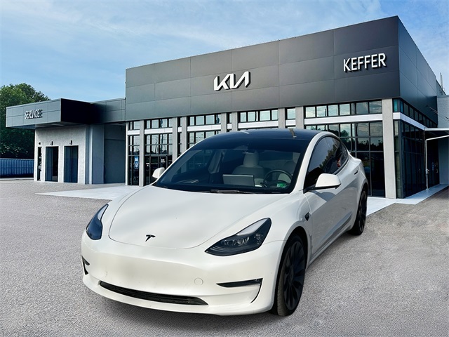 2023 Tesla Model 3 Performance's photo