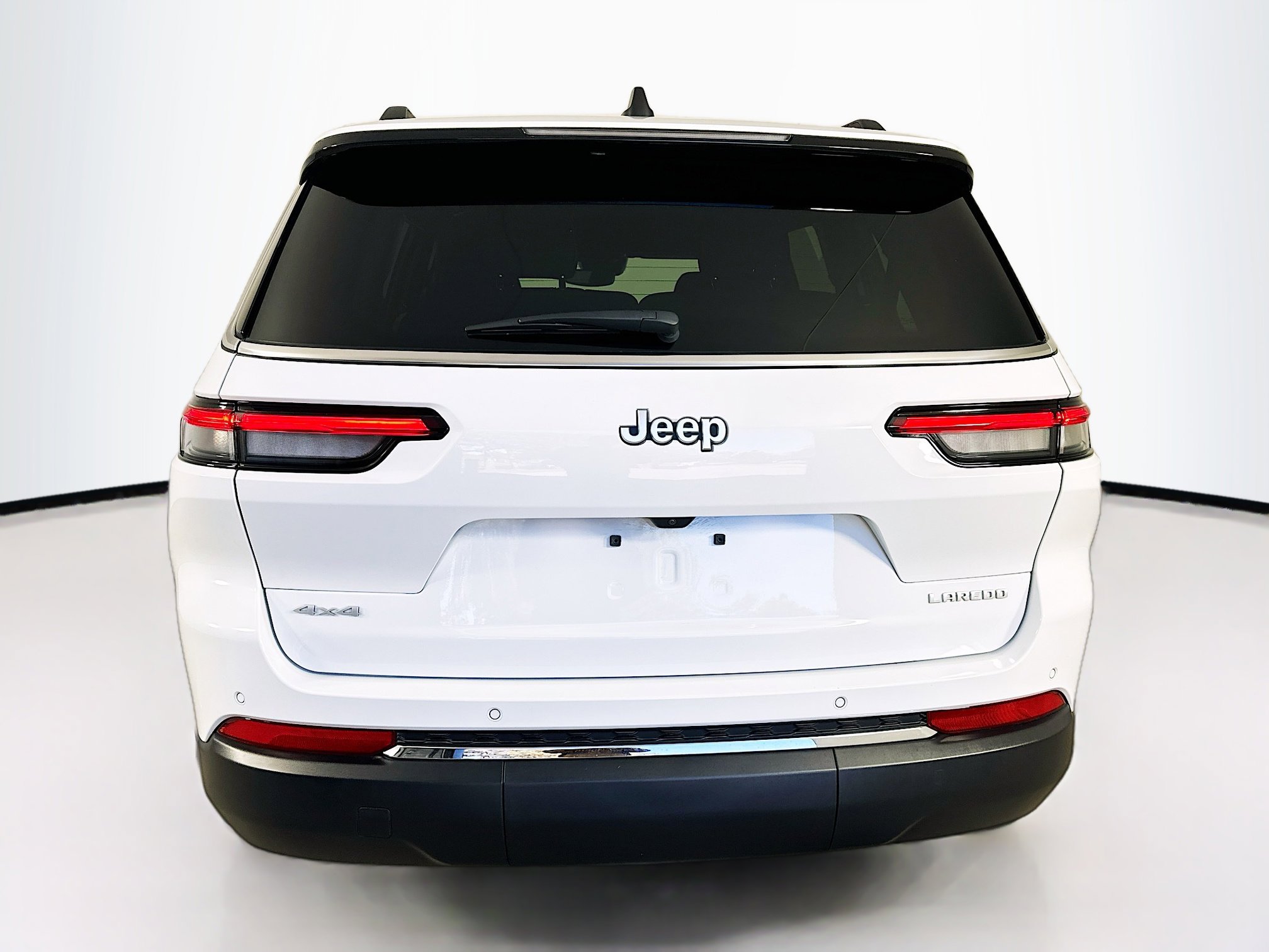 2024 Jeep Grand Cherokee Laredo photo 4