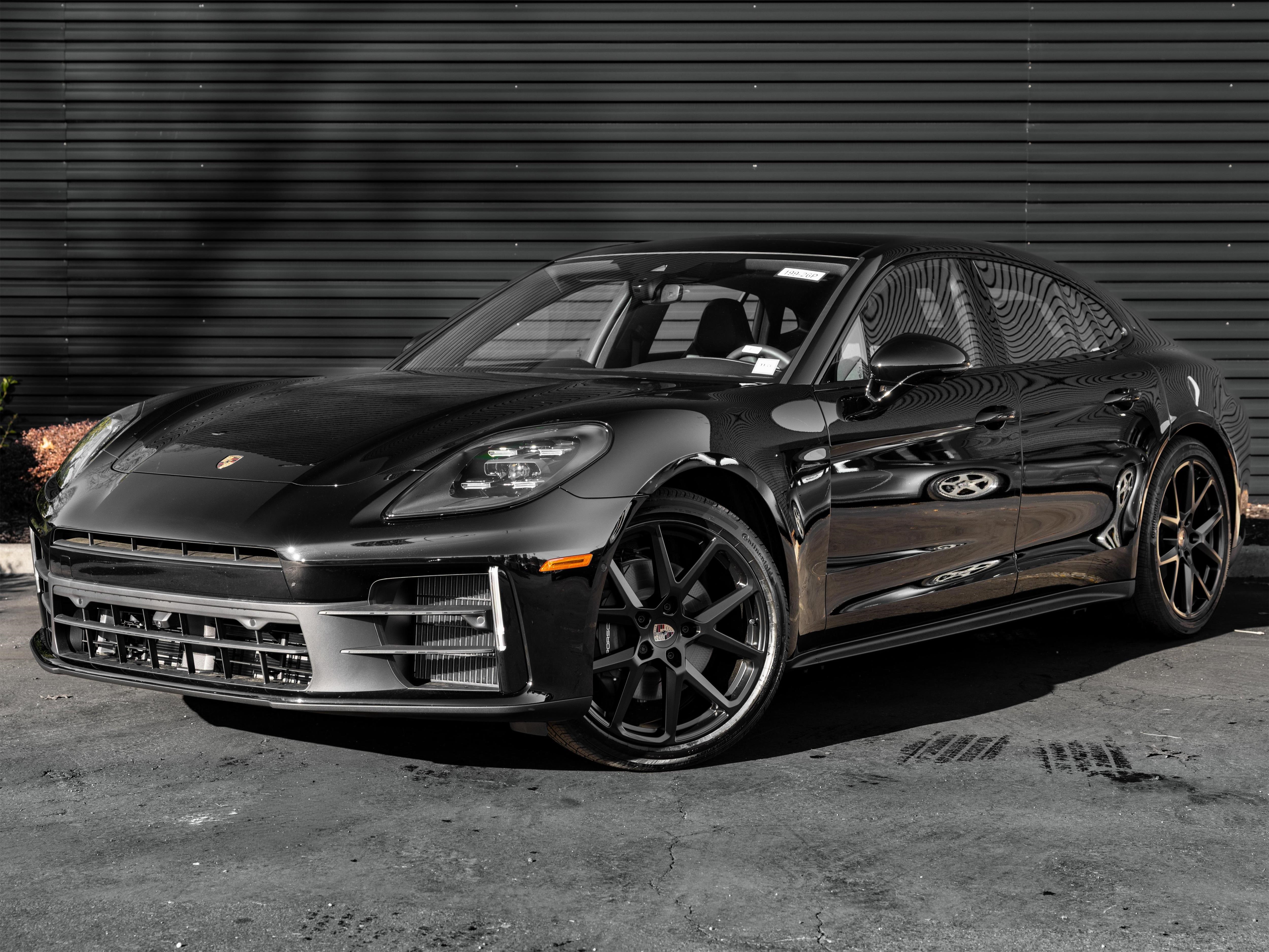 2026 Porsche Panamera Base