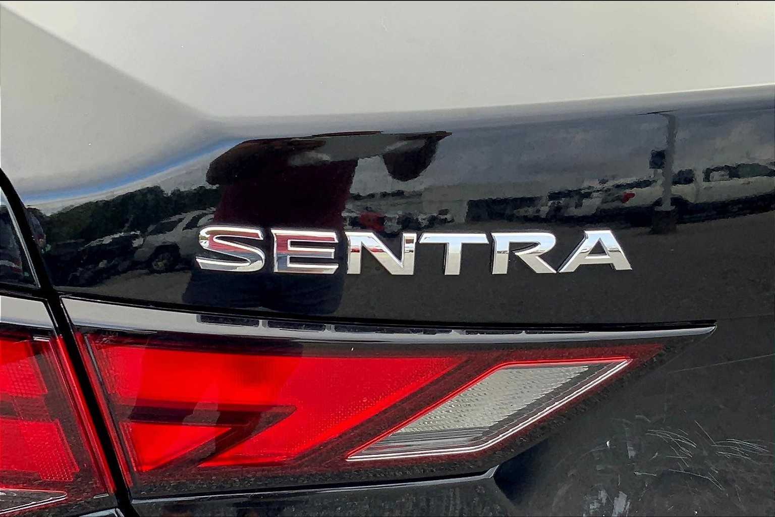 2021 Nissan Sentra SV photo 29