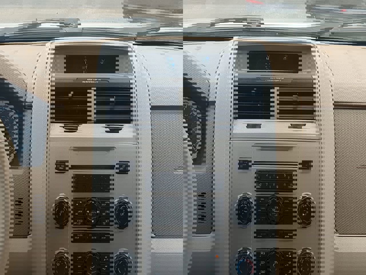 2012 Ford Escape XLT photo 25