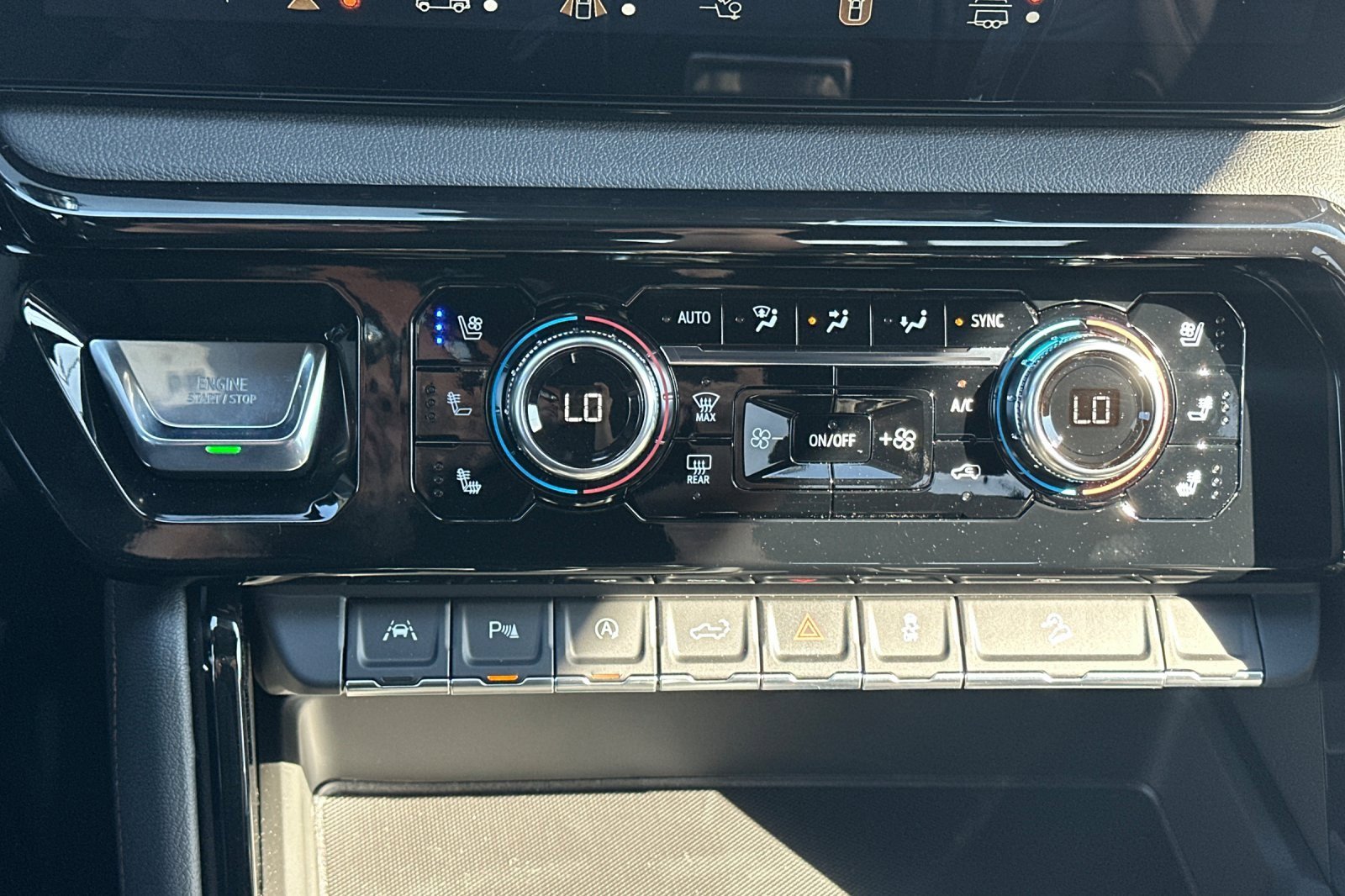 2026 Gmc Sierra AT4 photo 15