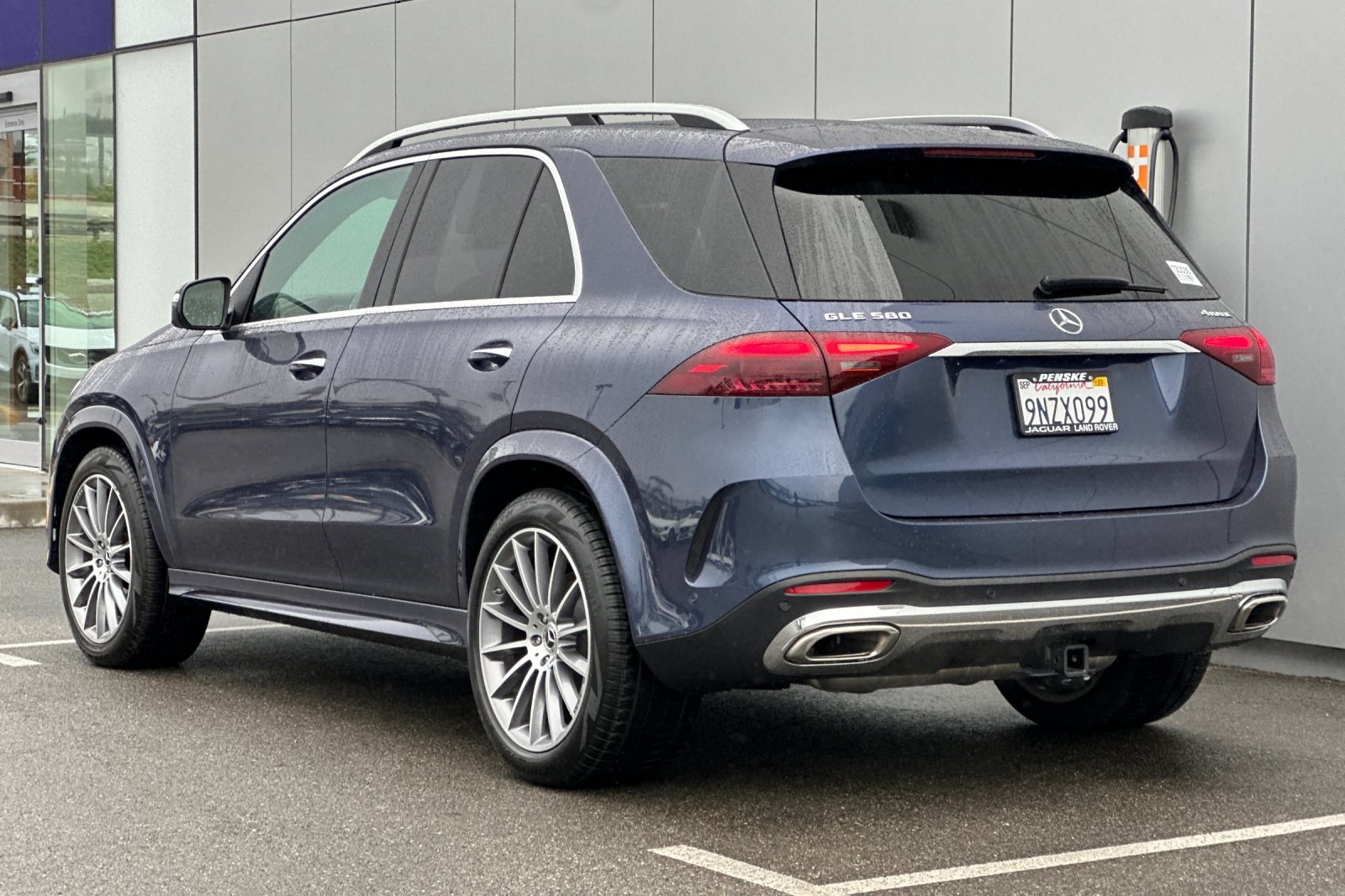 2024 Mercedes Benz GLE 580 4MATIC photo 2