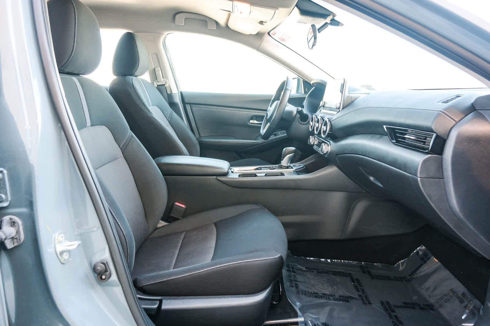 2024 Nissan Sentra SV photo 16