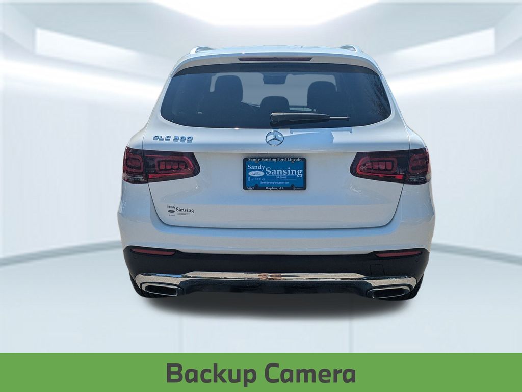 2022 Mercedes Benz GLC 300 photo 4