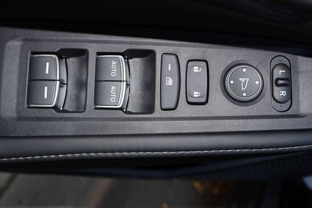 2025 Honda Accord Hybrid Sport photo 15