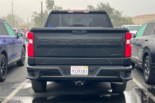 2020 Chevrolet Silverado 1500 RST photo 3