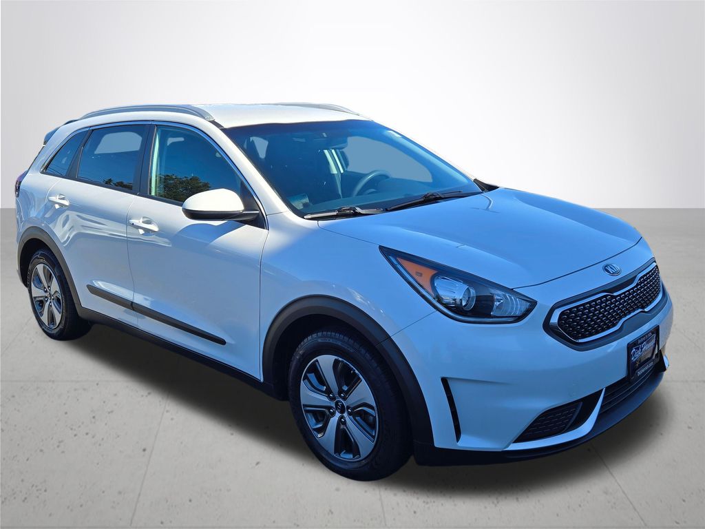 2019 Kia Niro LX photo 3