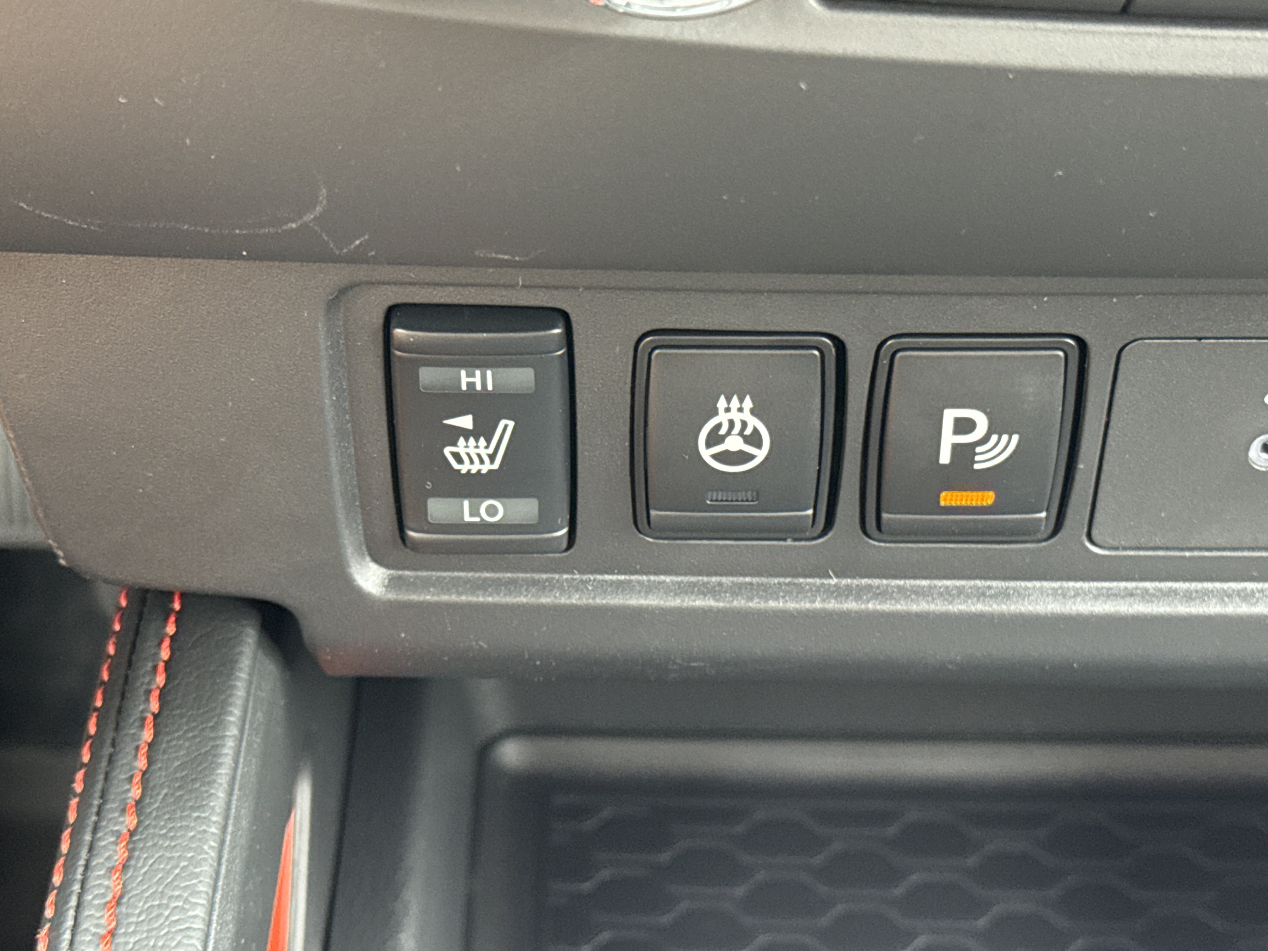2026 Nissan Frontier Crew Cab PRO-4X photo 4