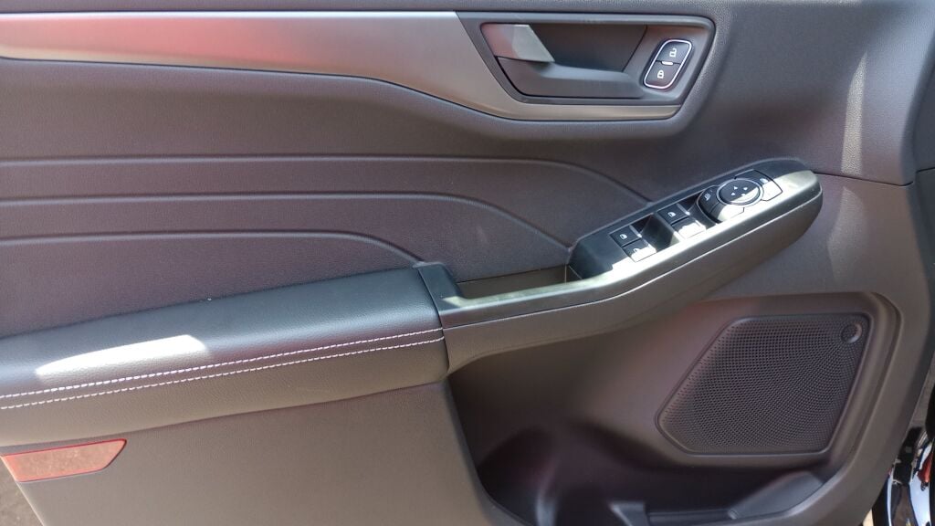 2025 Ford Escape Active photo 6