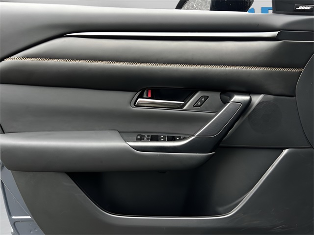 2025 Mazda CX-50 2.5 Premium Plus photo 6