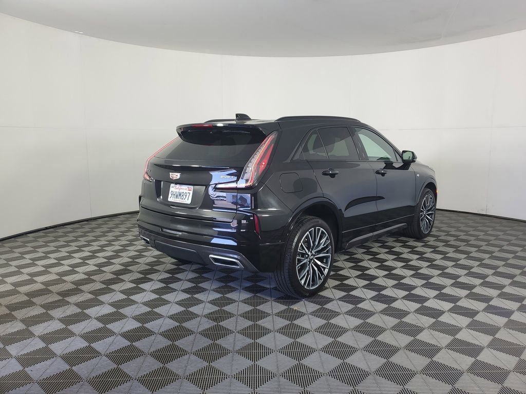 2024 Cadillac XT4 Sport photo 4