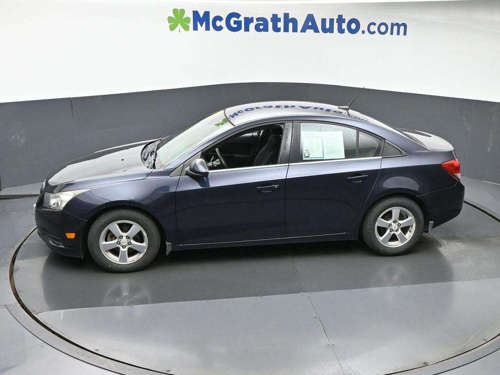 2014 Chevrolet Cruze photo 15