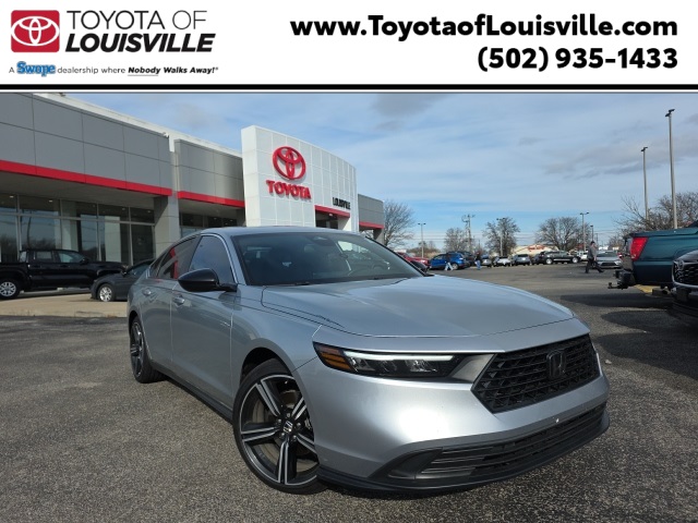 2024 Honda Accord Sport's photo