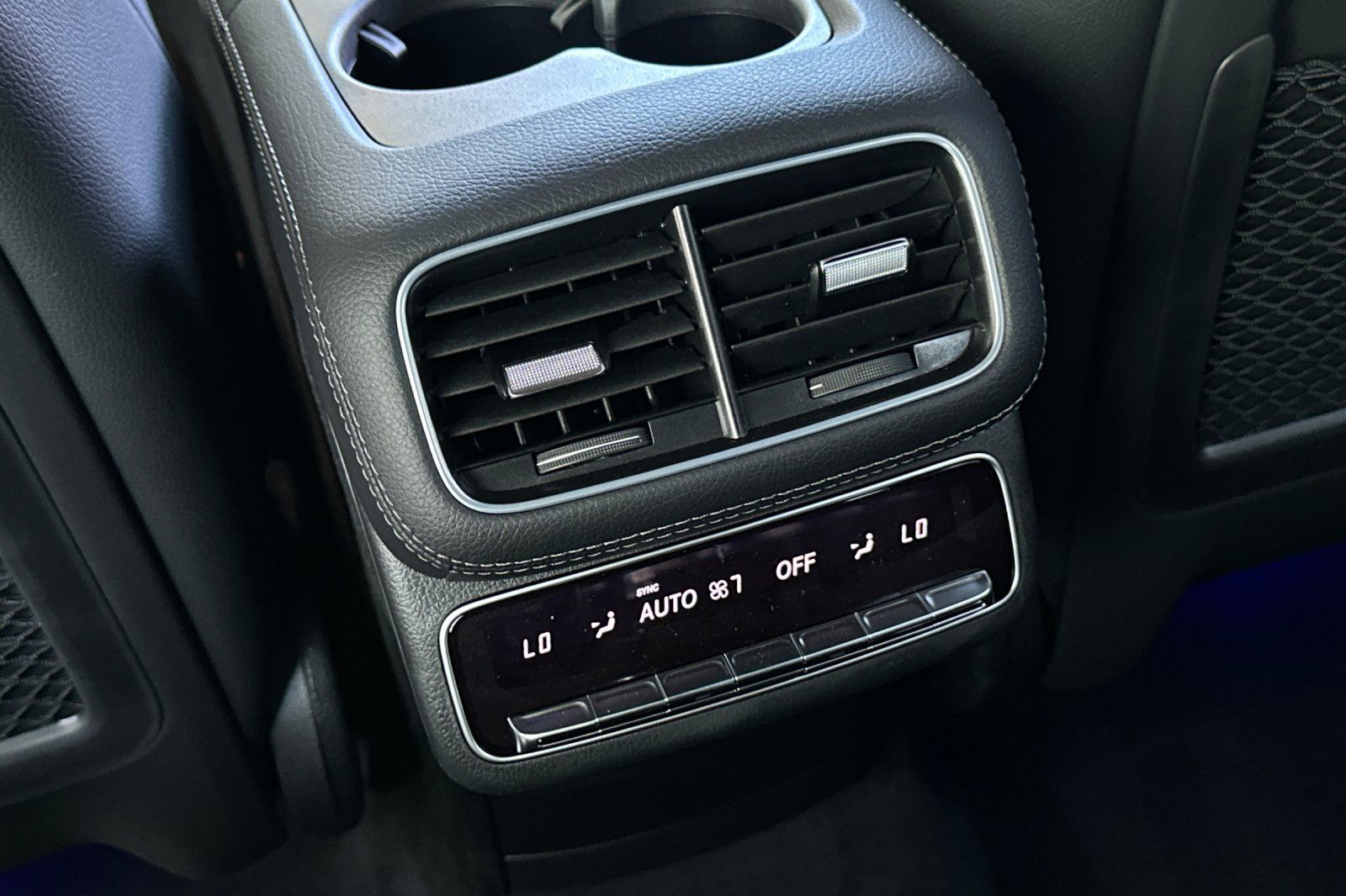 2025 Mercedes Benz GLS 450 4MATIC photo 21