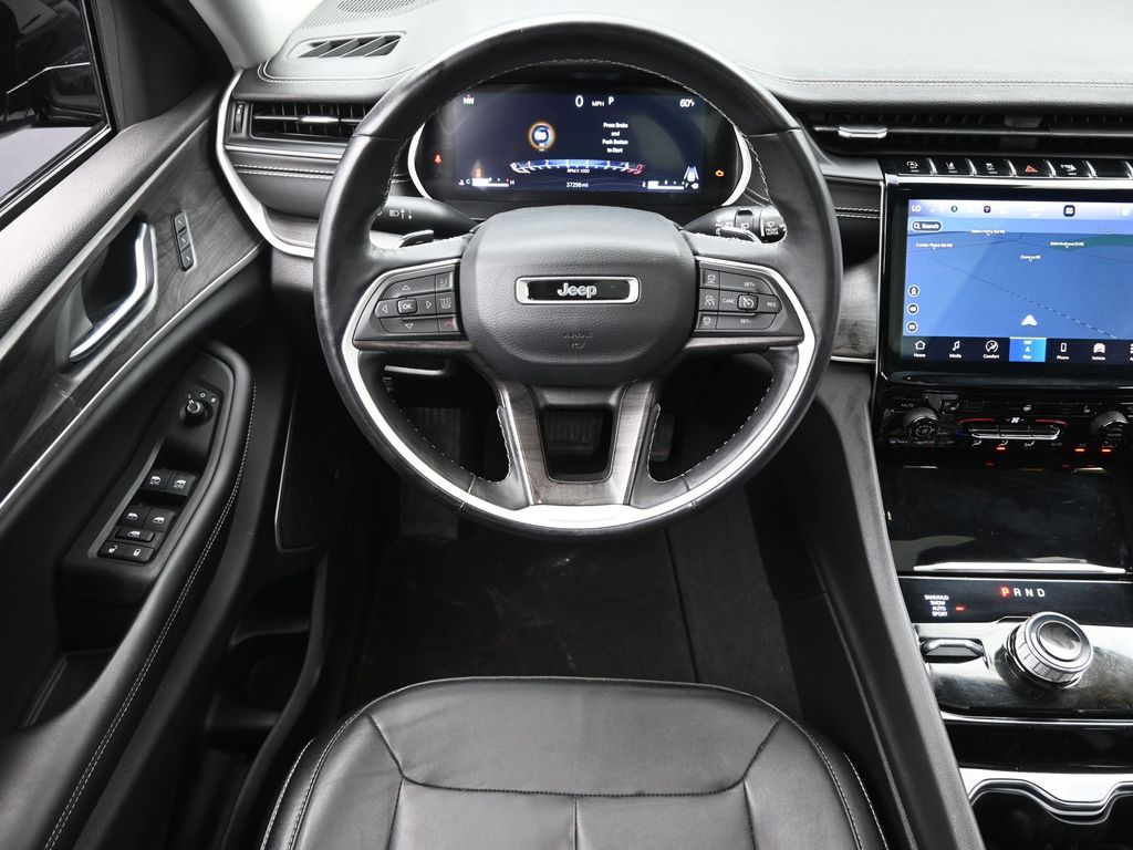 2022 Jeep Grand Cherokee Limited photo 9
