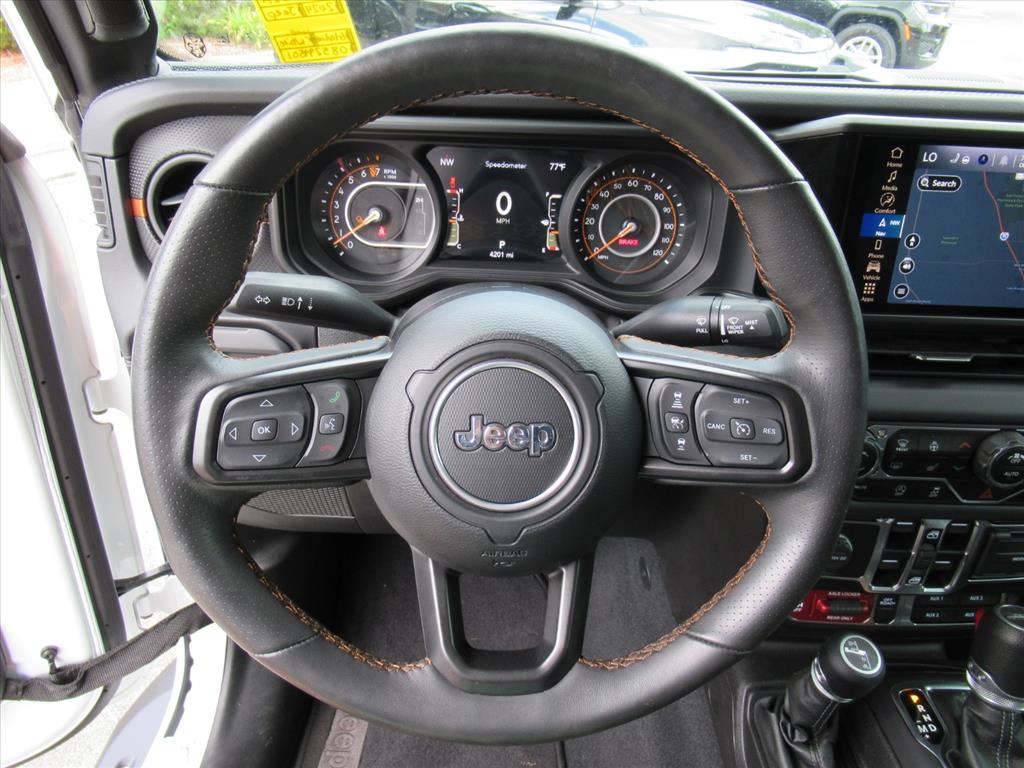 2024 Jeep Gladiator Mojave photo 19