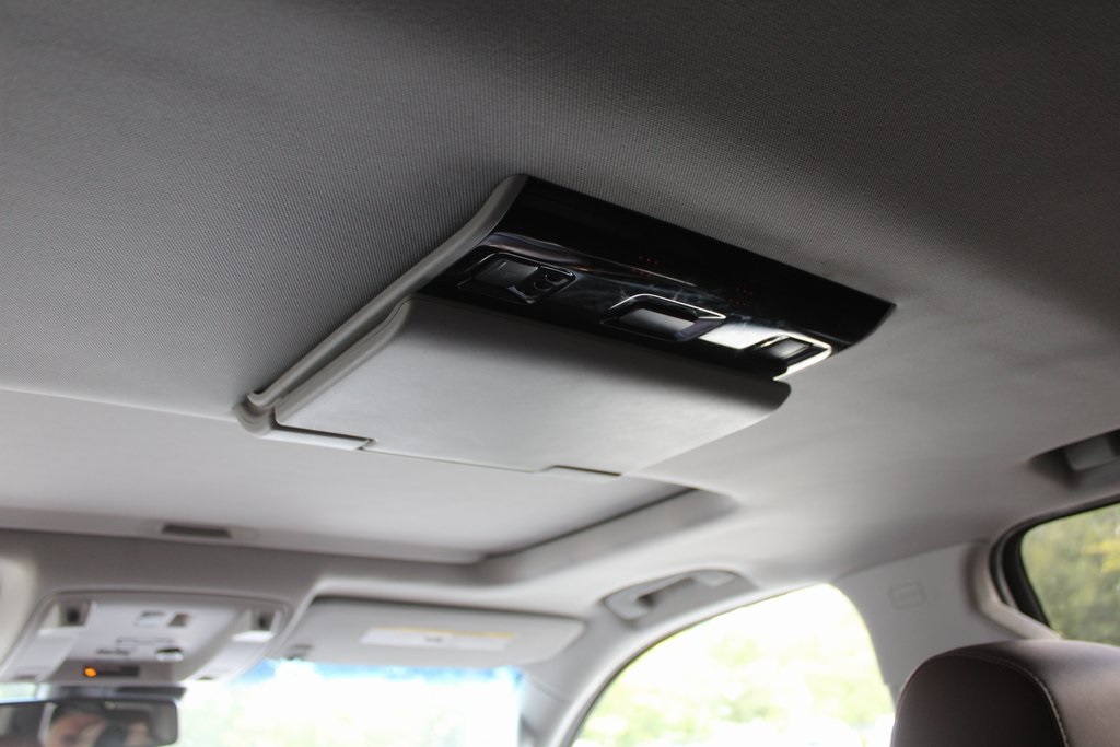 2019 Chevrolet Suburban 1500 Premier photo 27