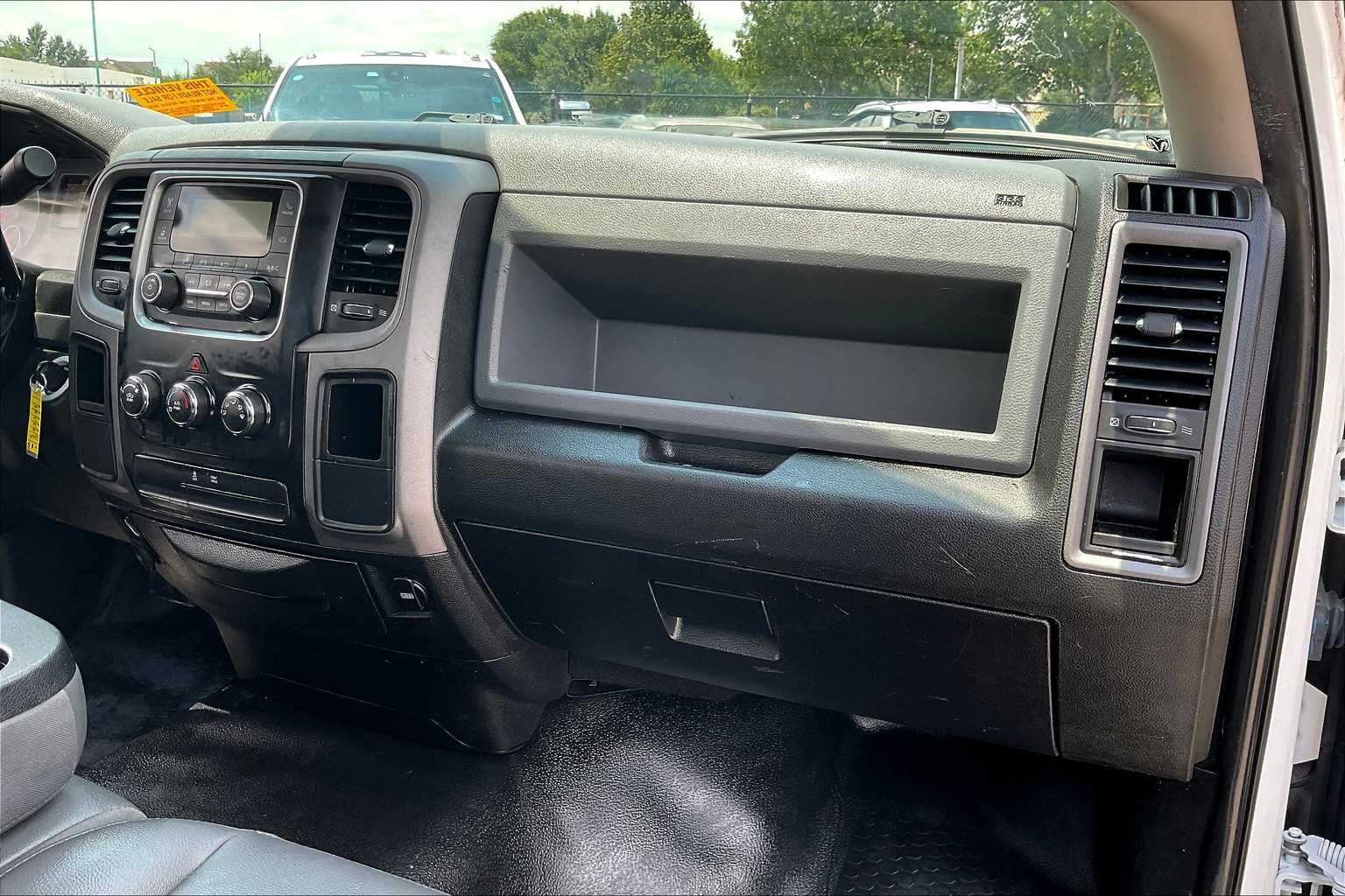 2018 Ram 2500 Tradesman photo 13