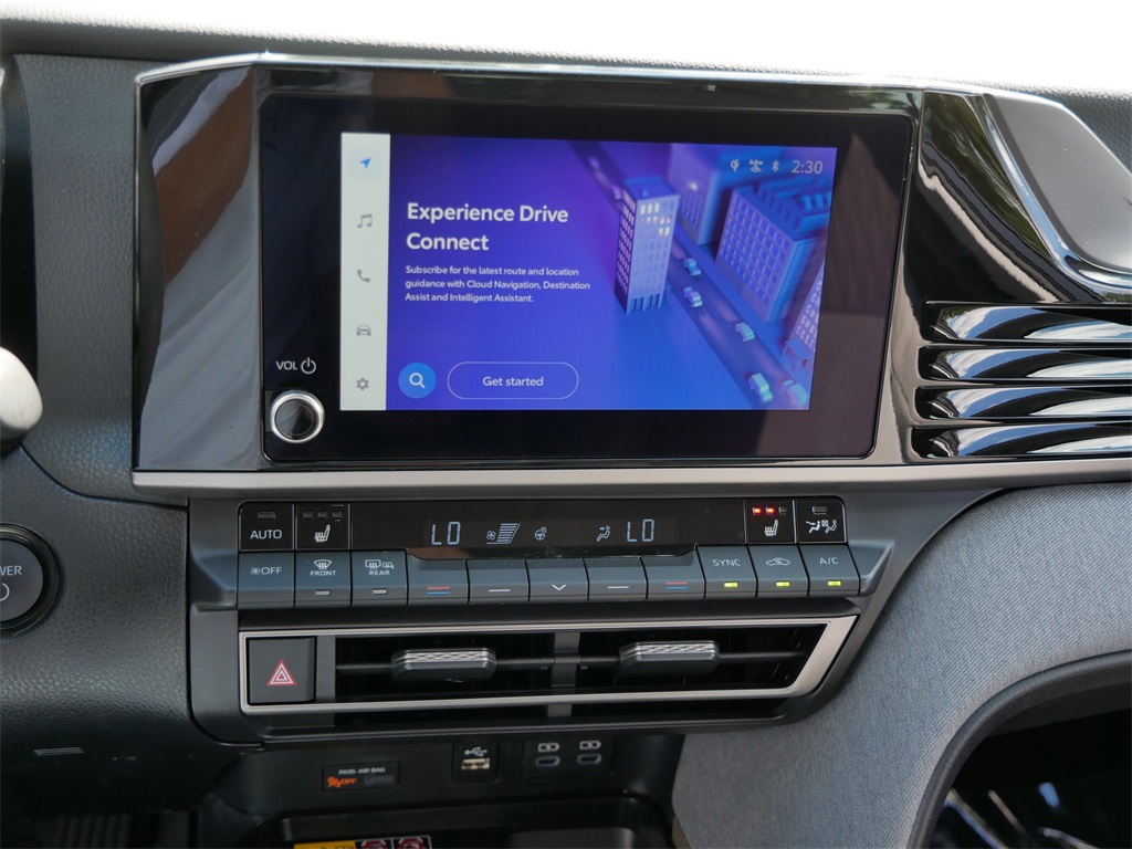 2025 Toyota Camry LE photo 19