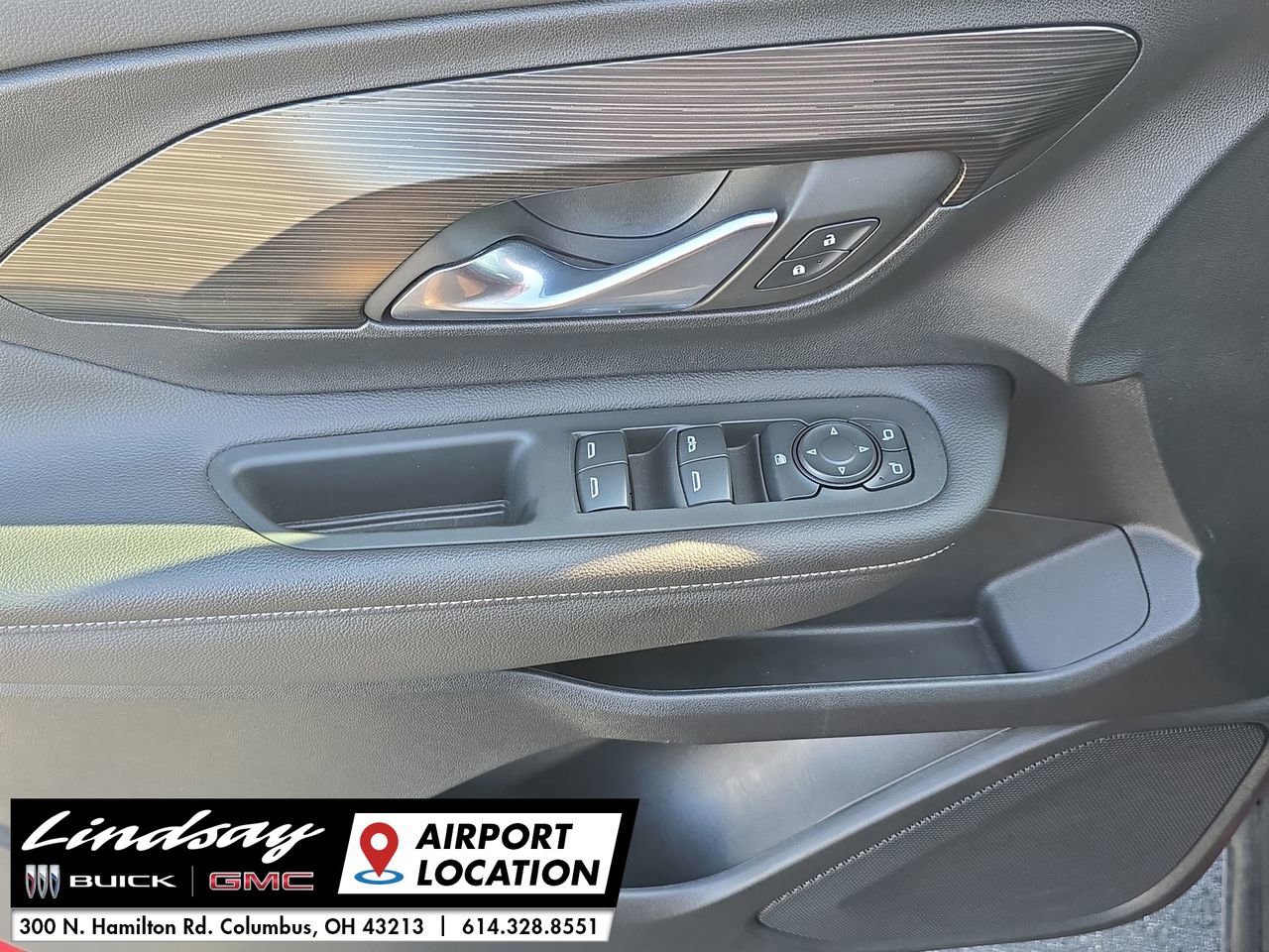 2022 Gmc Terrain SLE photo 17