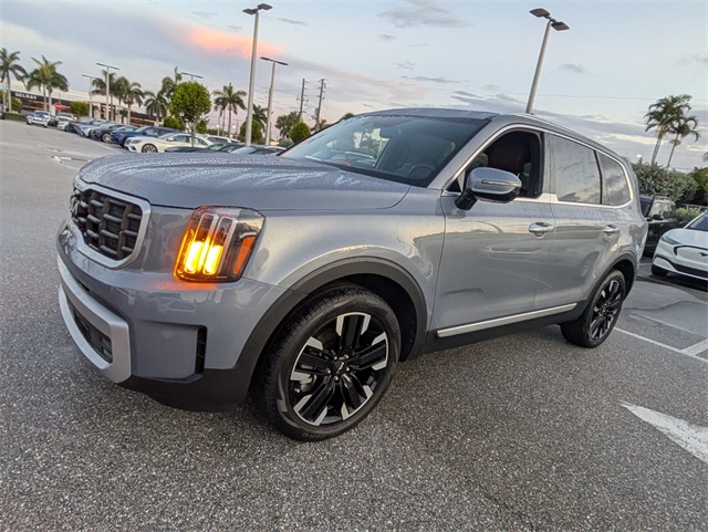 2024 Kia Telluride SX photo 4