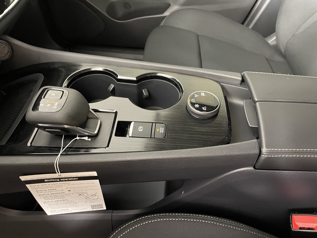 2025 Nissan Rogue S photo 29