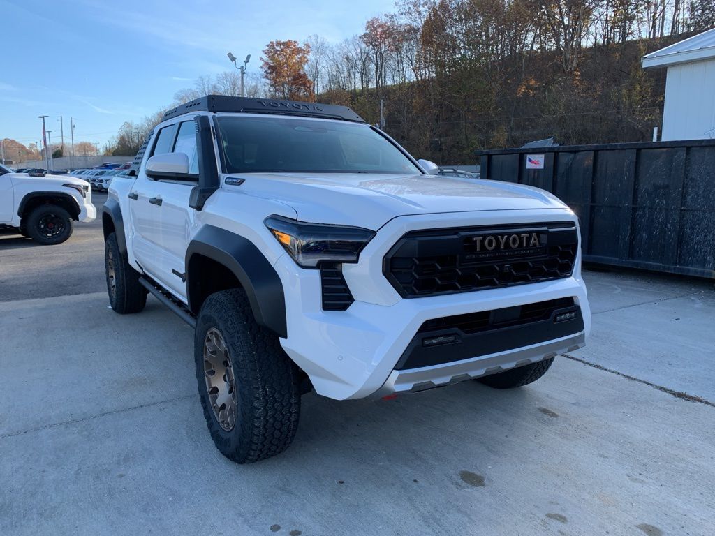 2025 Toyota Tacoma Trailhunter's photo