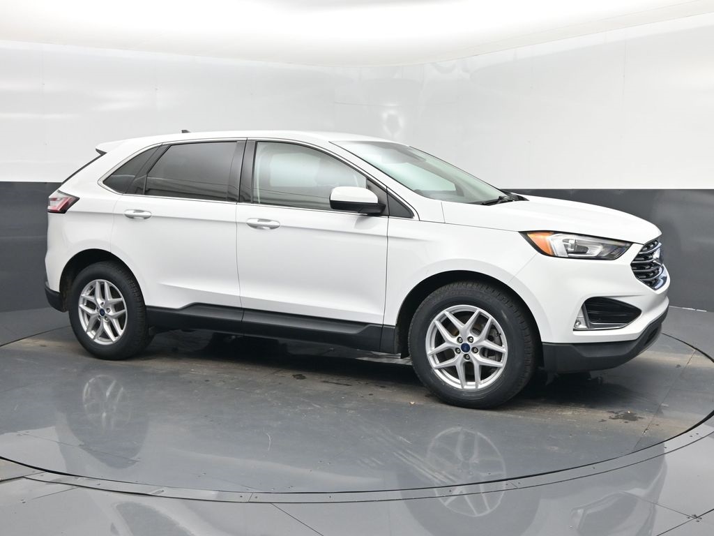 2021 Ford Edge SEL's photo