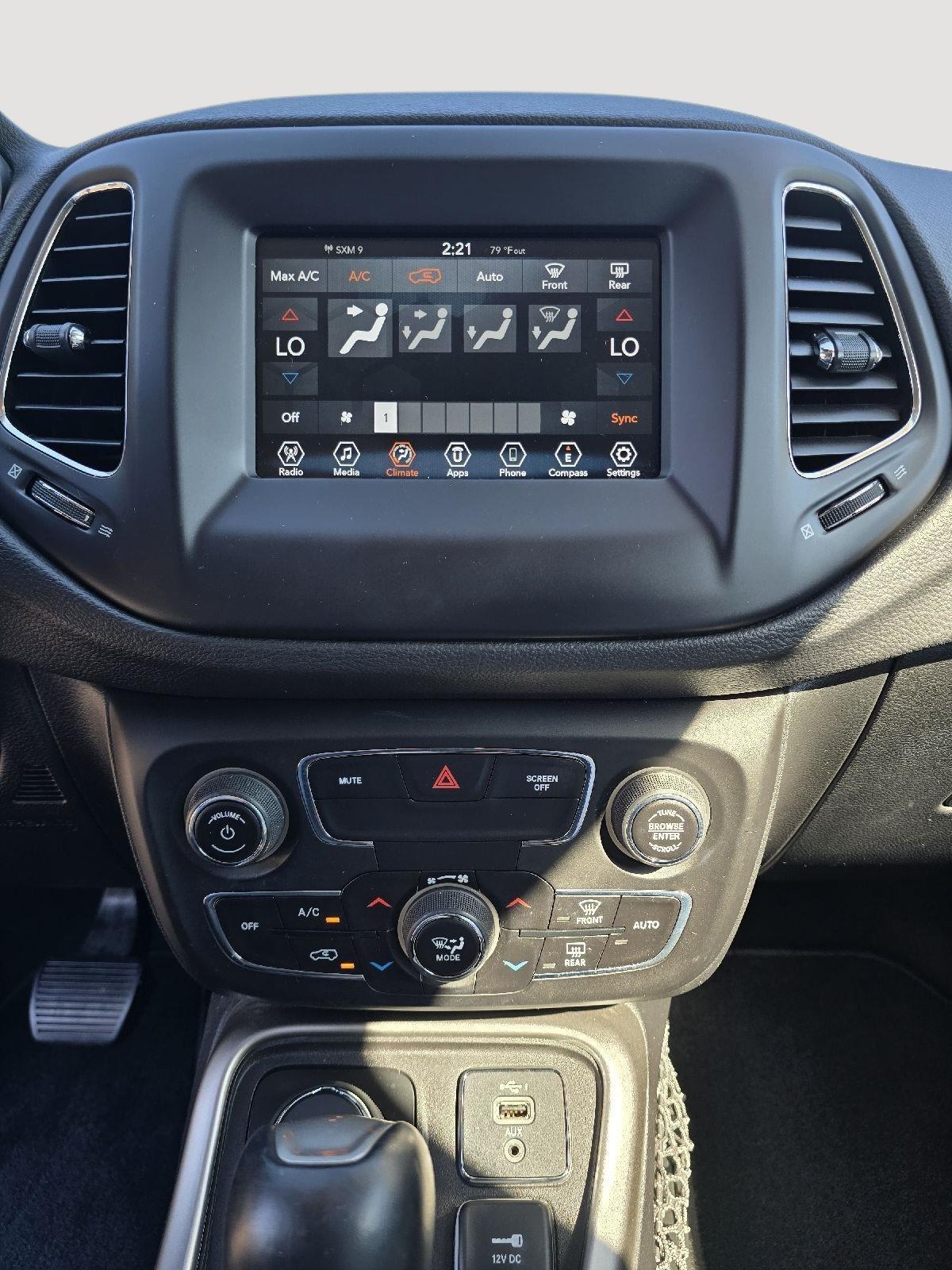 2019 Jeep Compass North Edition Latitude photo 9