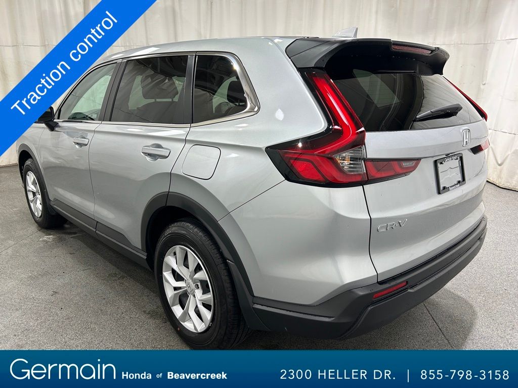 2025 Honda CR-V LX photo 5