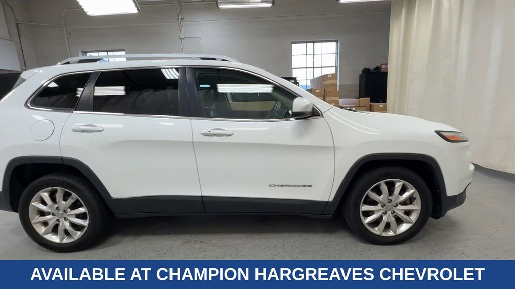 Used 2016 Jeep Cherokee Limited with VIN 1C4PJLDB1GW264330 for sale in Royal Oak, MI