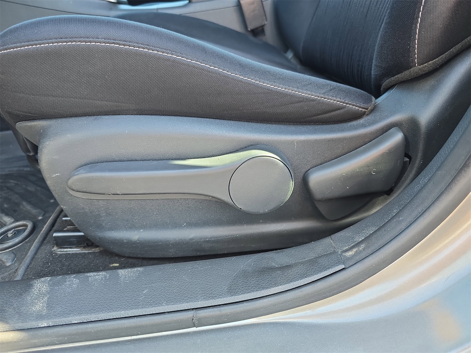 2017 Nissan Sentra SV photo 15