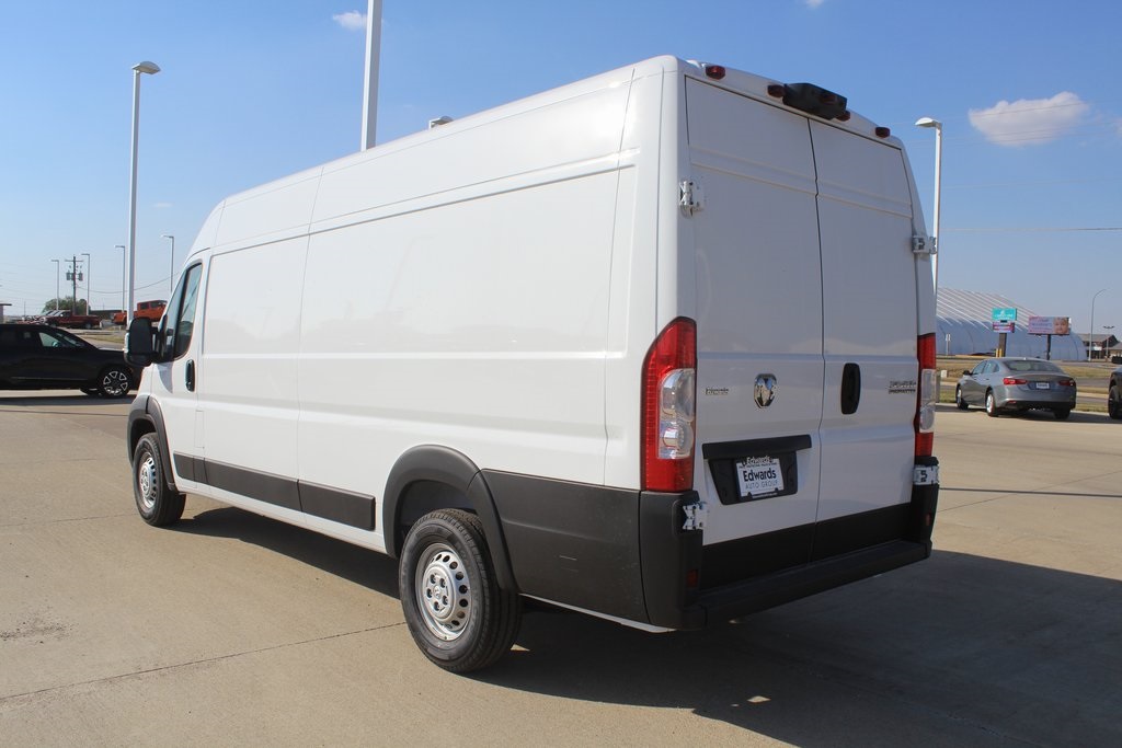 2026 Ram ProMaster 3500 photo 4