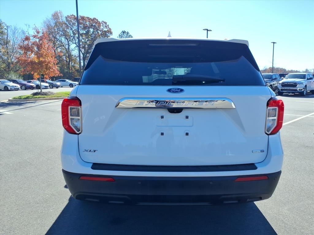 2020 Ford Explorer XLT photo 3