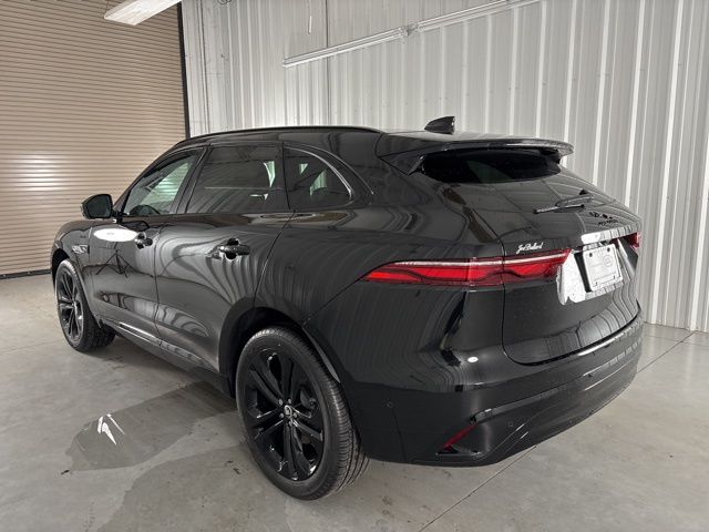 2025 Jaguar F-PACE P250 R-Dynamic S photo 8